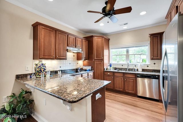 1123 Lillibridge Drive, Leland, NC 28451