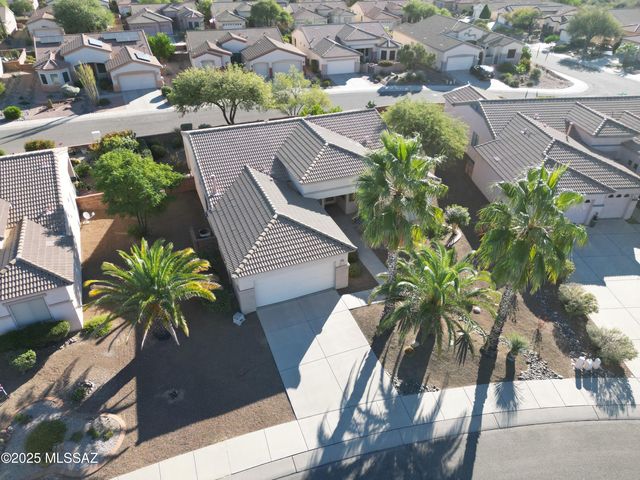 56 N Cape Royal Drive, Green Valley, AZ 85614
