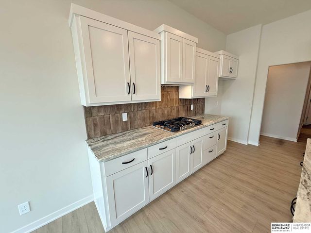 7712 S 199th Street, Gretna, NE 68028