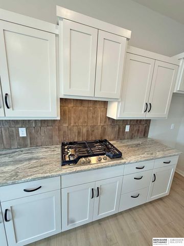7712 S 199th Street, Gretna, NE 68028
