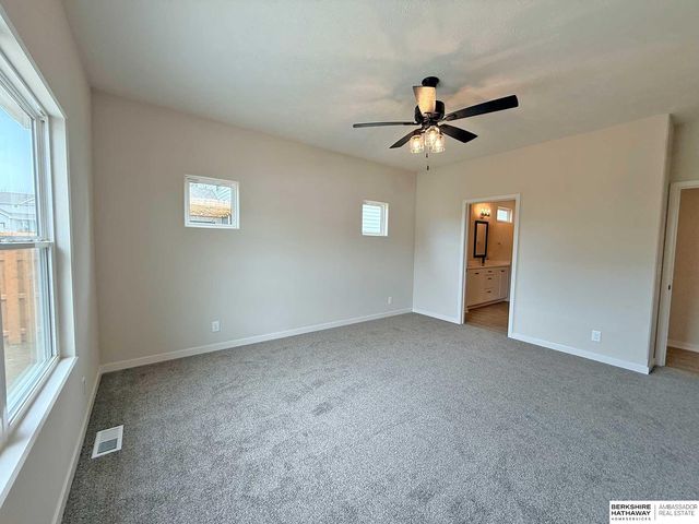 7712 S 199th Street, Gretna, NE 68028