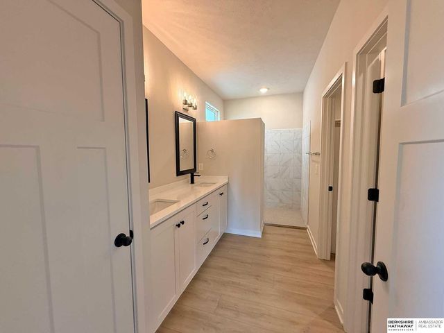 7712 S 199th Street, Gretna, NE 68028