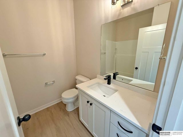 7712 S 199th Street, Gretna, NE 68028
