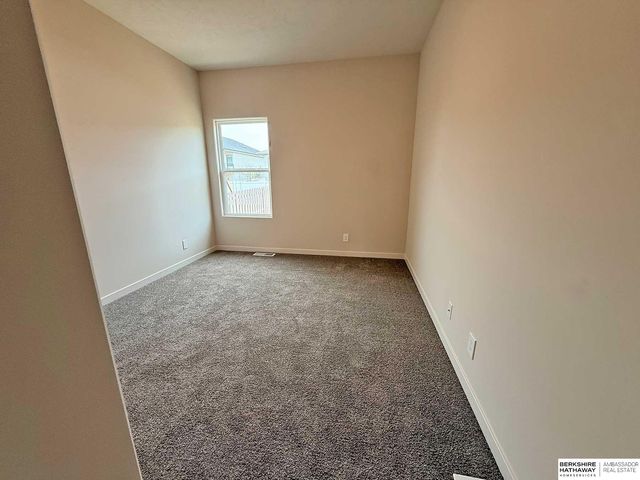7712 S 199th Street, Gretna, NE 68028