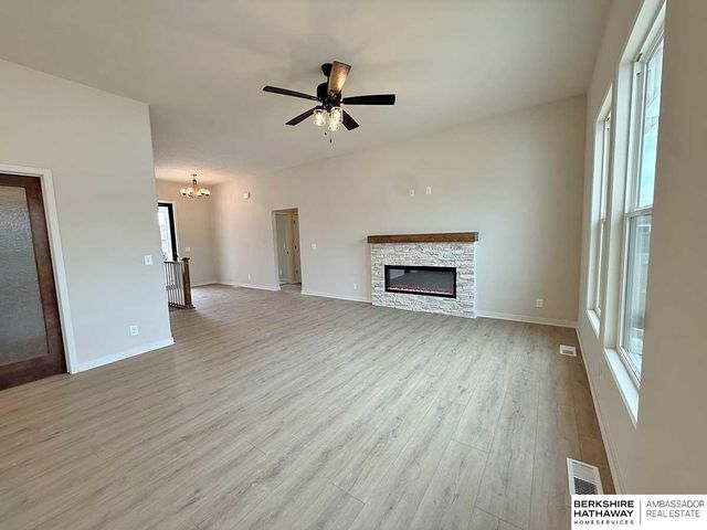 7712 S 199th Street, Gretna, NE 68028