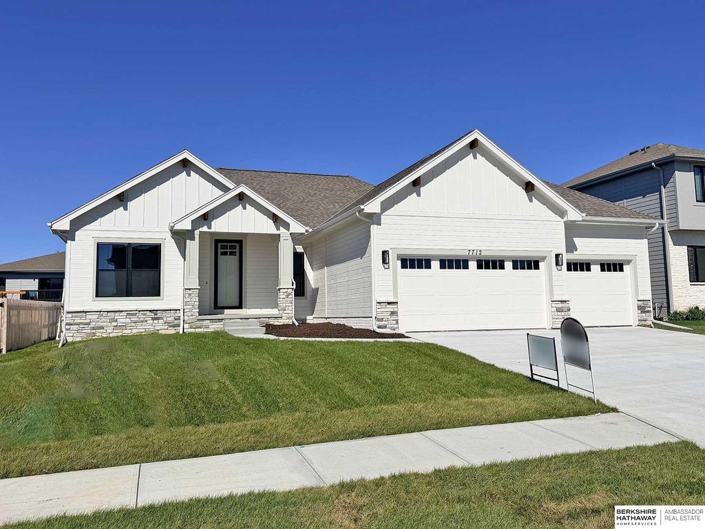 7712 S 199th Street, Gretna, NE 68028