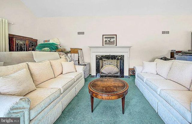48 FIDDLERS CREEK RD, Titusville, NJ 08560