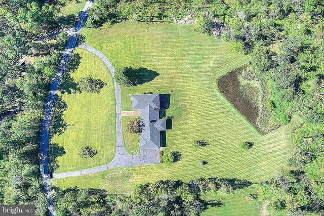 48 FIDDLERS CREEK RD, Titusville, NJ 08560