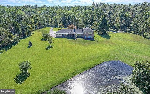 48 FIDDLERS CREEK RD, Titusville, NJ 08560