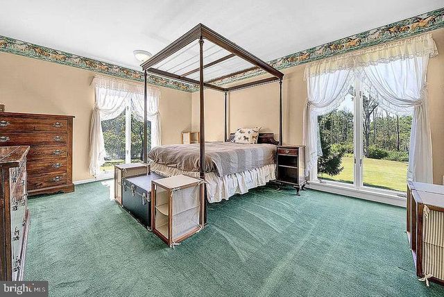 48 FIDDLERS CREEK RD, Titusville, NJ 08560