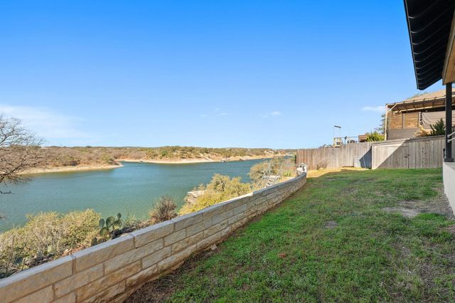 24423 Pedernales DR, Spicewood, TX 78669