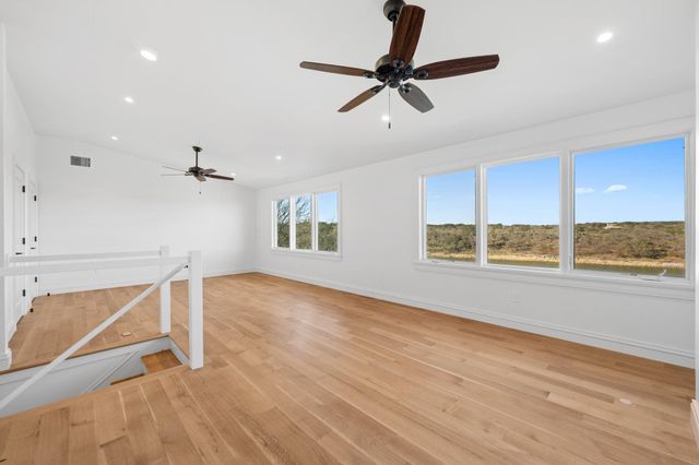 24423 Pedernales DR, Spicewood, TX 78669