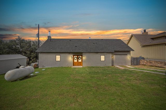 24423 Pedernales DR, Spicewood, TX 78669