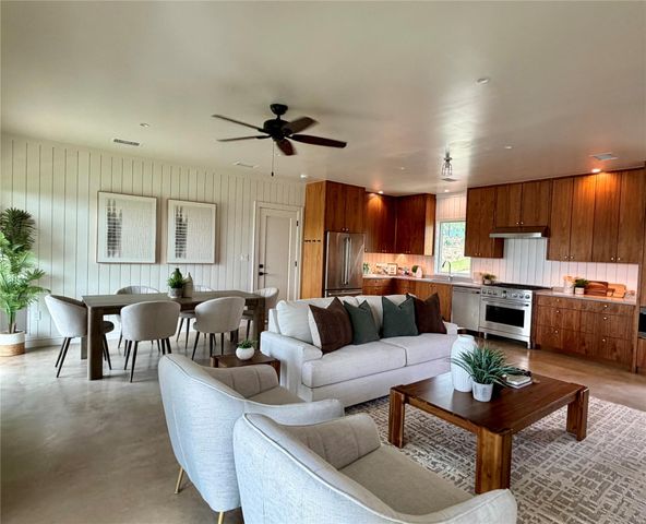 24423 Pedernales DR, Spicewood, TX 78669