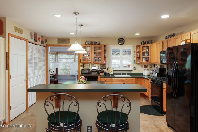 318 Taylor Street, Little Egg Harbor, NJ 08087