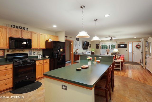 318 Taylor Street, Little Egg Harbor, NJ 08087