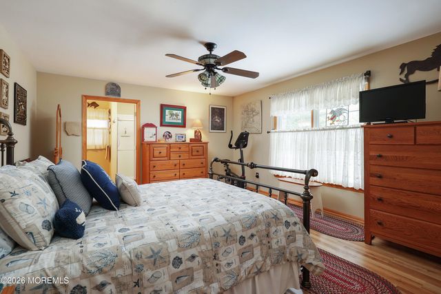 318 Taylor Street, Little Egg Harbor, NJ 08087