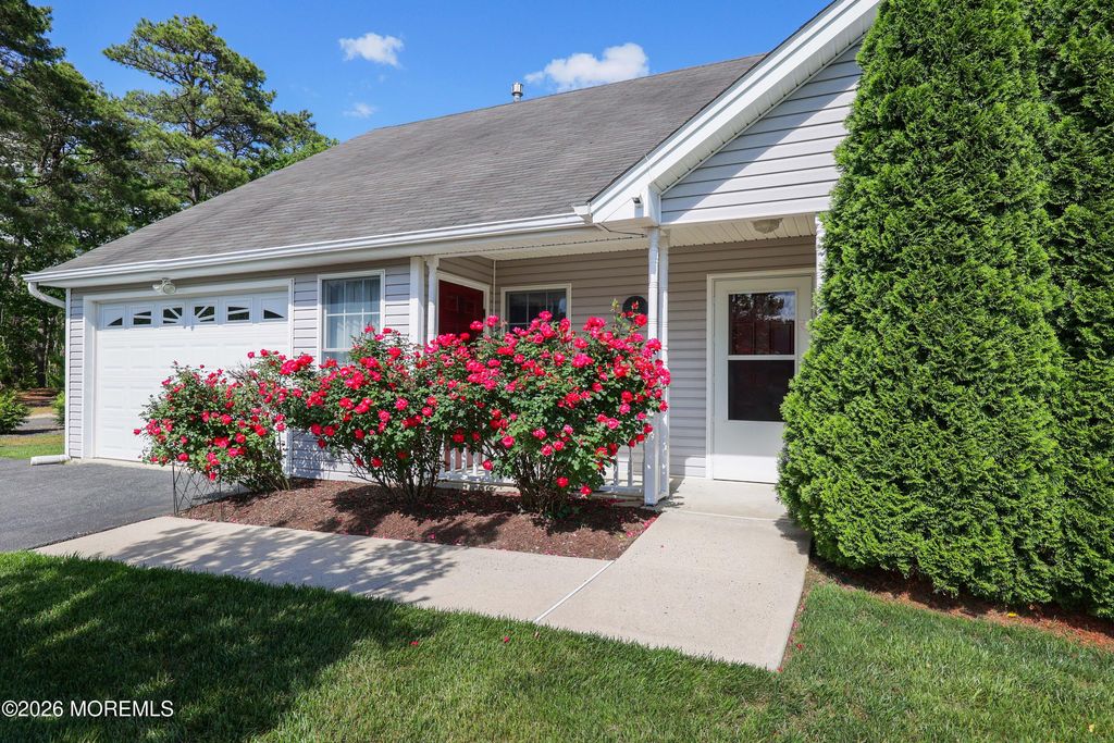 318 Taylor Street, Little Egg Harbor, NJ 08087