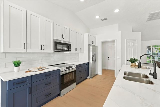 4410 KENDAL COURT, Valrico, FL 33596