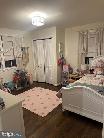 215 RADSTOCK RD, Catonsville, MD 21228