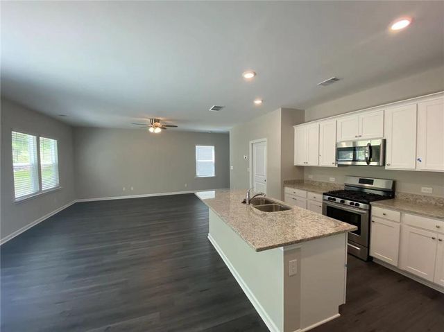 168 Golden Eagle Parkway, Braselton, GA 30517