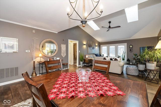 11298 Squirrel Hollow, Fishers, IN 46038