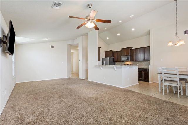 9448 Centennial Drive, Waco, TX 76708