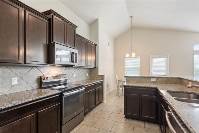 9448 Centennial Drive, Waco, TX 76708
