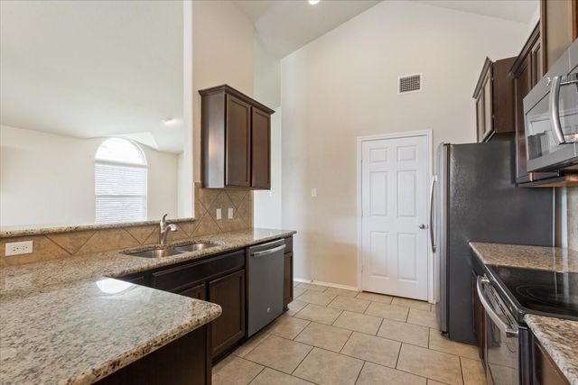9448 Centennial Drive, Waco, TX 76708