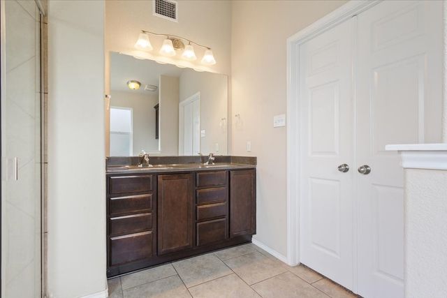 9448 Centennial Drive, Waco, TX 76708