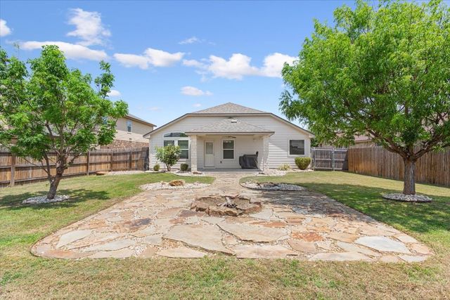 9448 Centennial Drive, Waco, TX 76708
