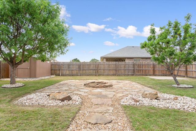 9448 Centennial Drive, Waco, TX 76708