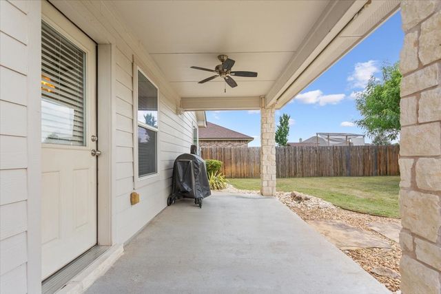 9448 Centennial Drive, Waco, TX 76708