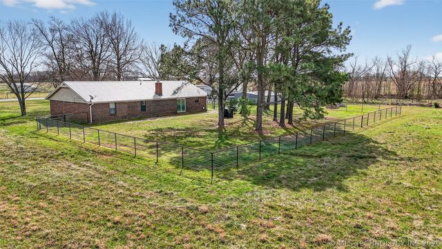 5255 N 430 Road, Pryor, OK 74361