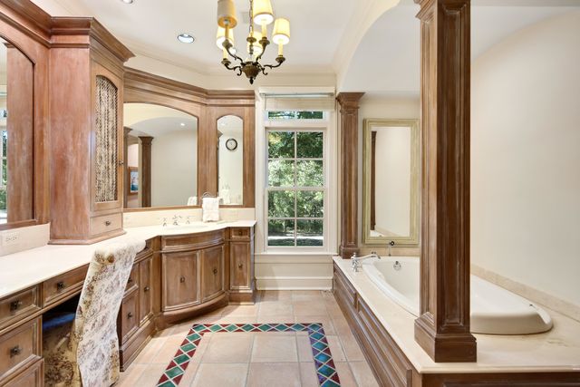 2313 WIND CLIFF DR, Eads, TN 38028