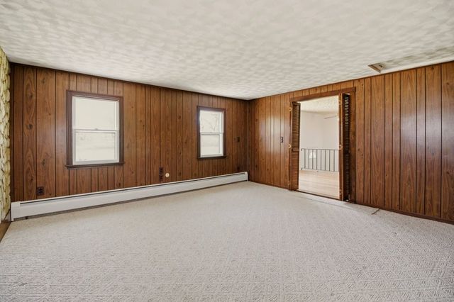 55 Mixter Street, Middletown, RI 02842
