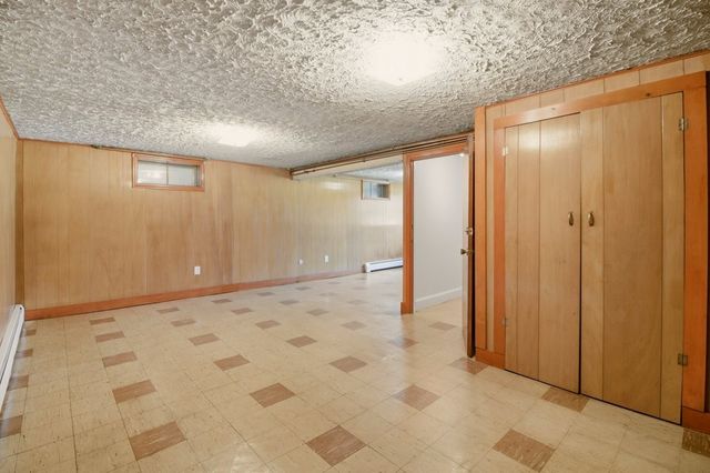 55 Mixter Street, Middletown, RI 02842