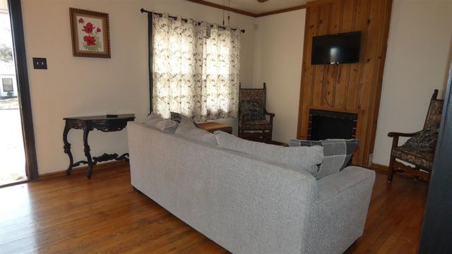 1701 NW Columbia Ave, Lawton, OK 73507