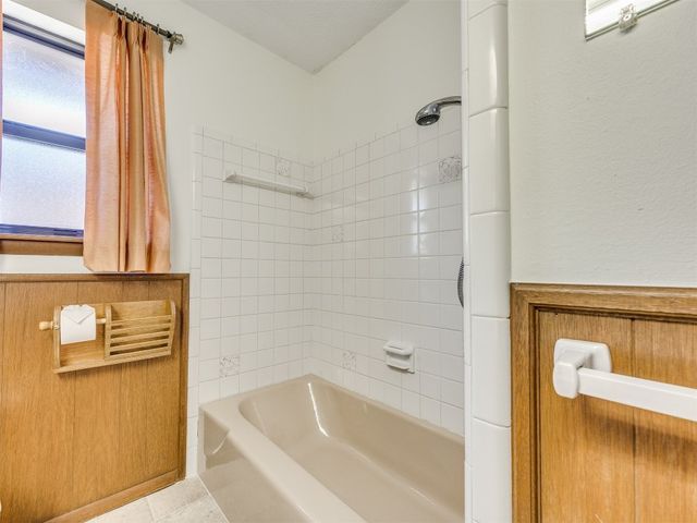 7600 NW 27th Street, Bethany, OK 73008