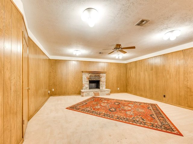 7600 NW 27th Street, Bethany, OK 73008
