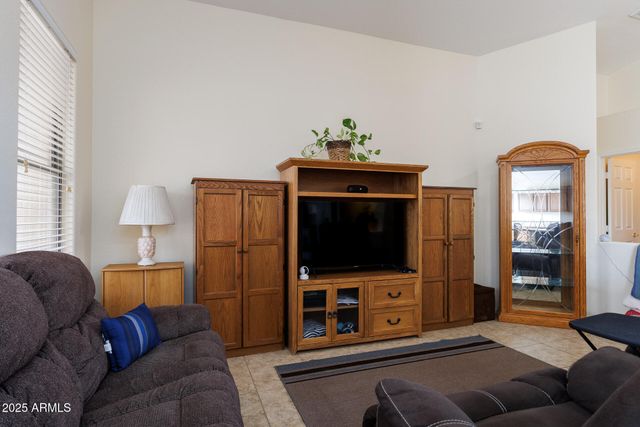 1537 E GABRILLA Drive, Casa Grande, AZ 85122