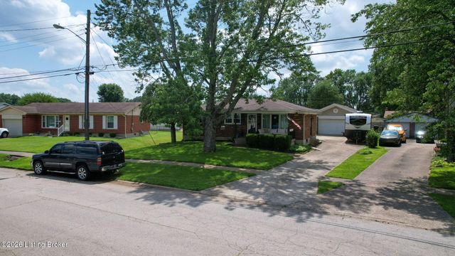 8504 Cotswold Dr, Louisville, KY 40258