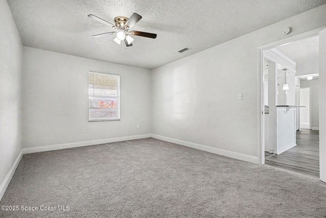 1026 Camden Avenue NW, Palm Bay, FL 32907