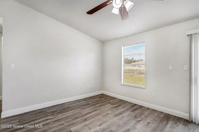 1026 Camden Avenue NW, Palm Bay, FL 32907