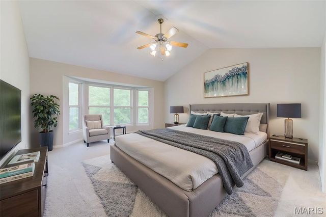 819 Hidden Spring Drive, St Charles, MO 63304