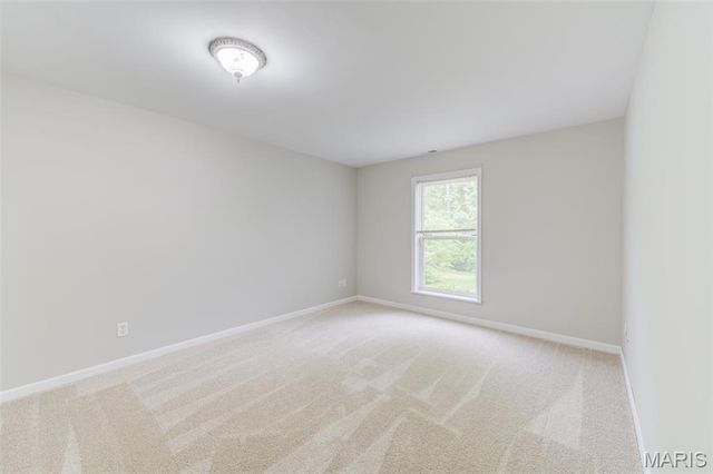 819 Hidden Spring Drive, St Charles, MO 63304