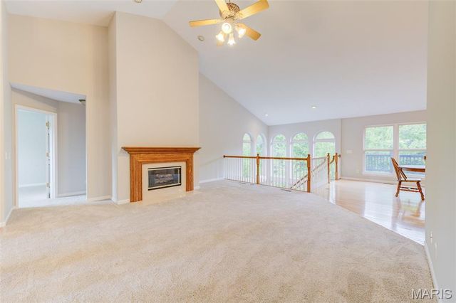819 Hidden Spring Drive, St Charles, MO 63304