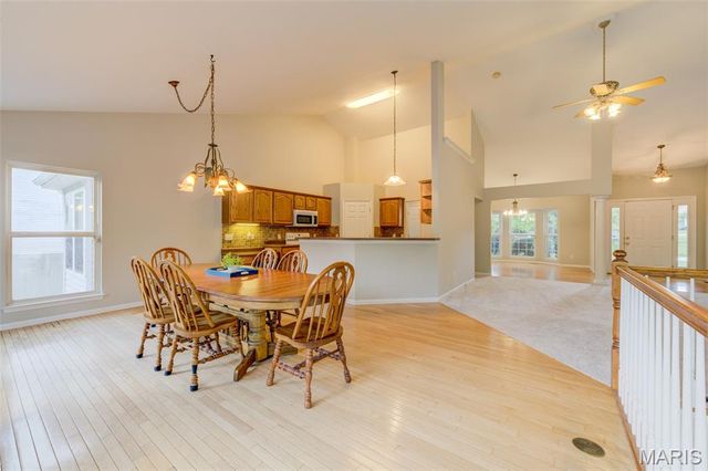 819 Hidden Spring Drive, St Charles, MO 63304
