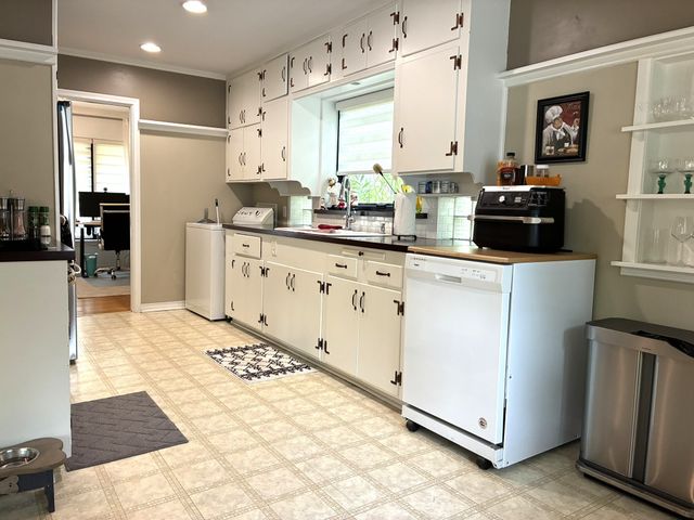 6755 E Mockingbird Lane, Dallas, TX 75214