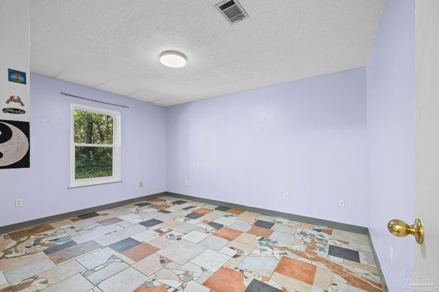 9190 Brunson Rd, Pensacola, FL 32514